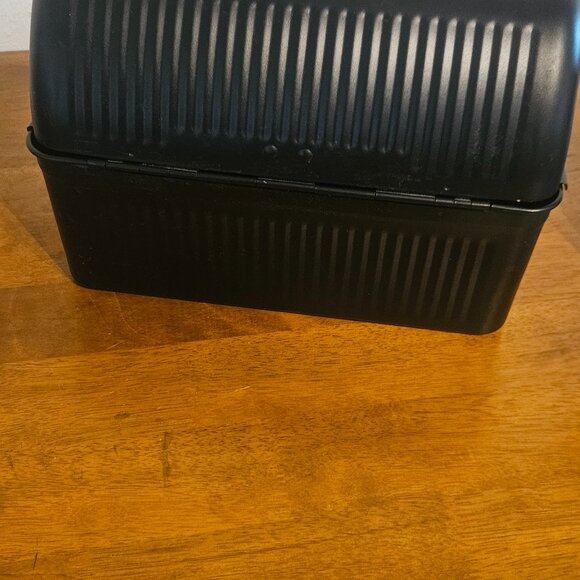 Black Metal Stanley Lunchbox 10qt - Picture 2 of 5